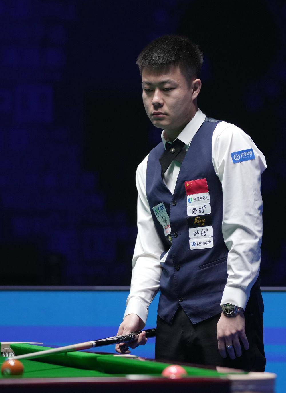 更是对国人 更是对国人